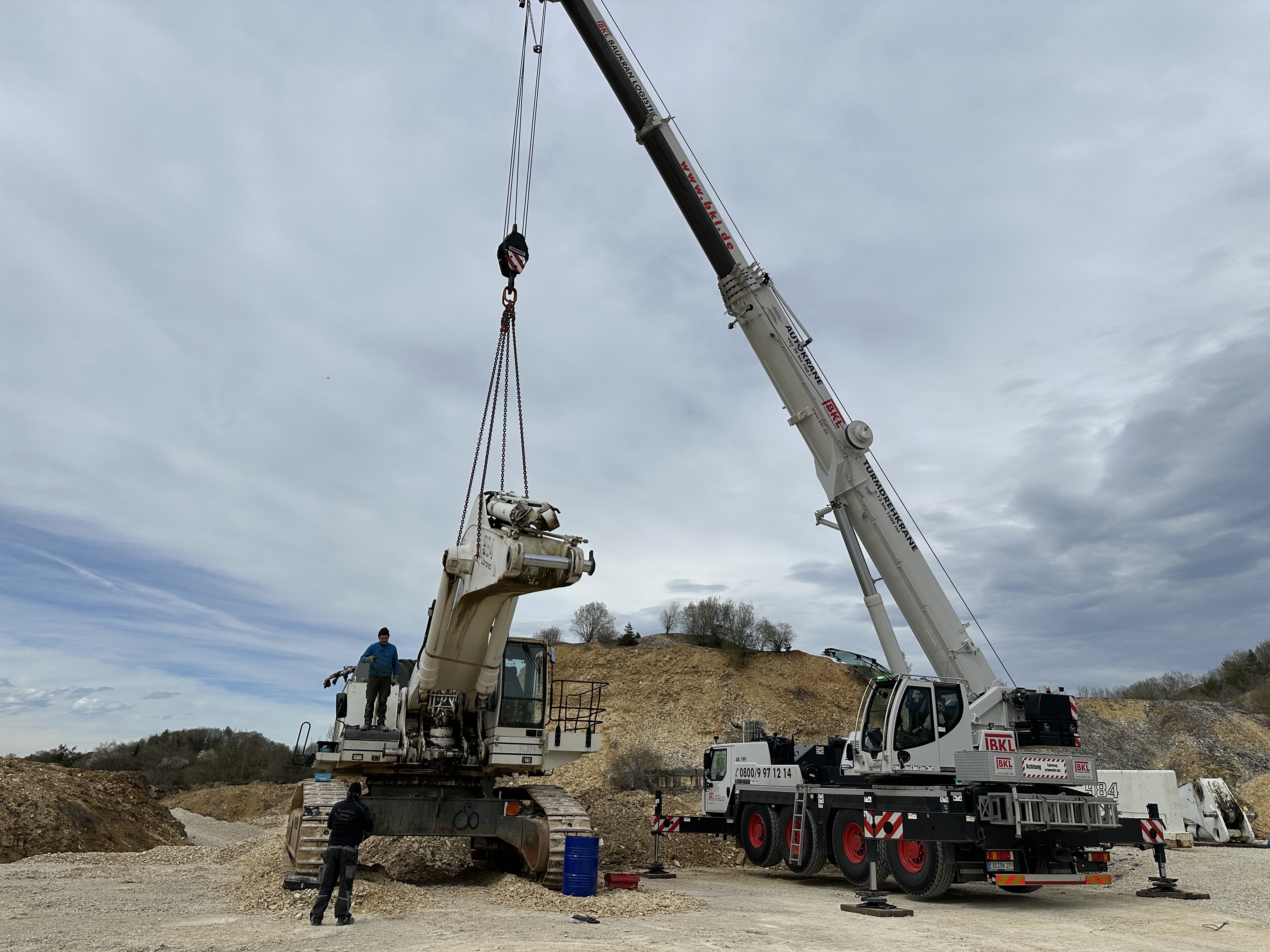 Zusammenbau Liebherr 984